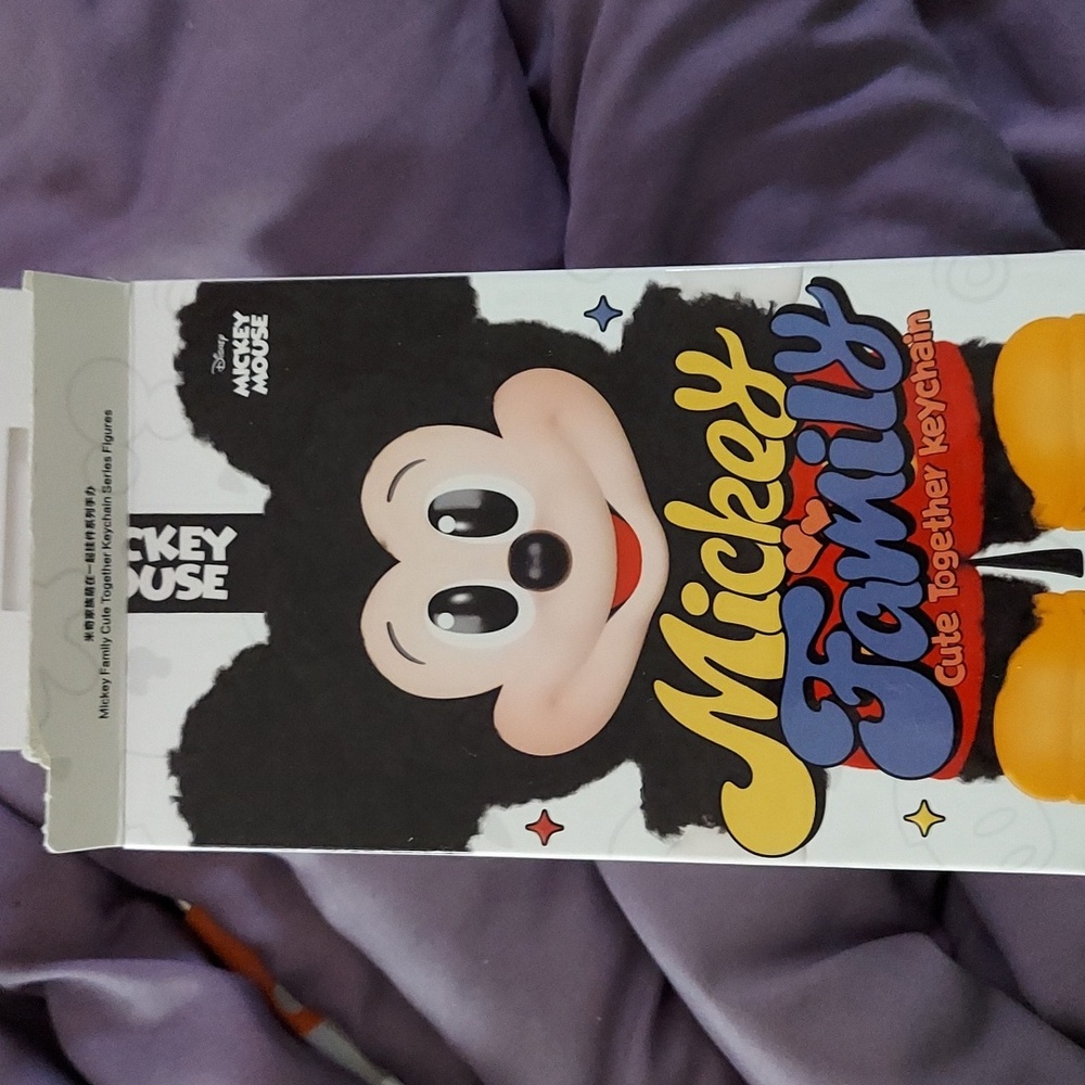 Disney Mickey Family Keychain - Black and Red